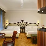 Hotel Grand Savoia Genova, Curio Collection By Hilton 5*