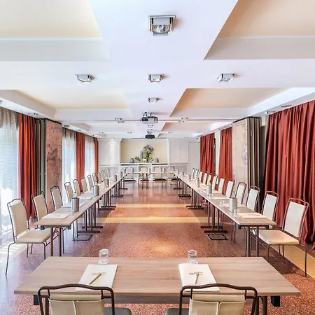 호텔 Grand Savoia Genova, Curio Collection By Hilton 5*