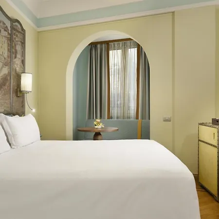 Grand Savoia Genova, Curio Collection By Hilton 호텔 제노바