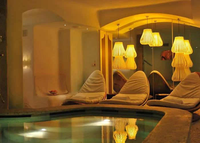 Grand Savoia Genova, Curio Collection By Hilton