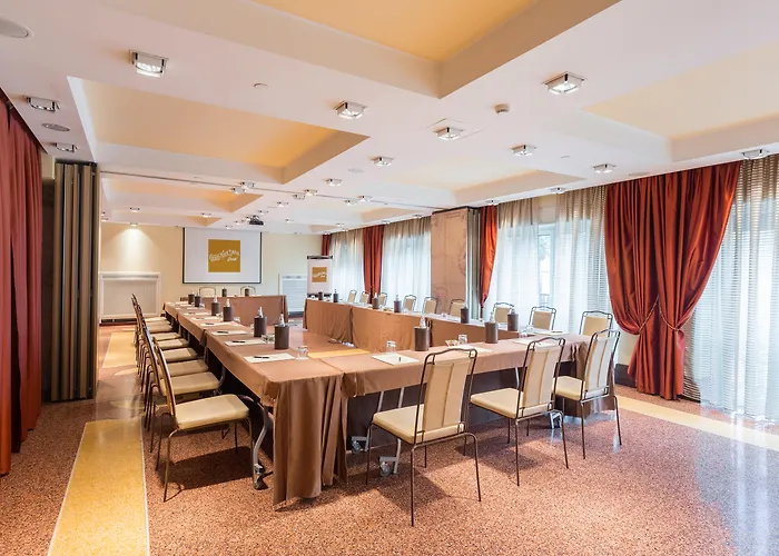Szálloda Grand Savoia Genova, Curio Collection By Hilton 5*