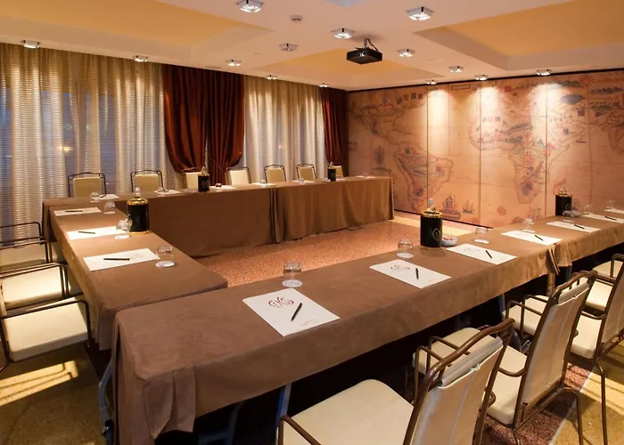 酒店 Grand Savoia Genova, Curio Collection By Hilton 热那亚