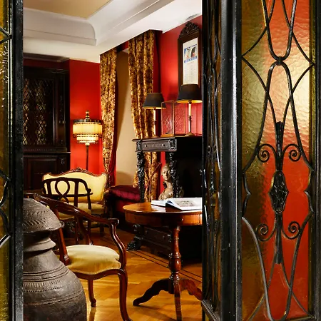 Grand Savoia Hotel