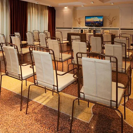 Hotel Grand Savoia