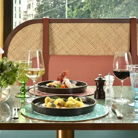 호텔 드랜드 사보이아 제노바