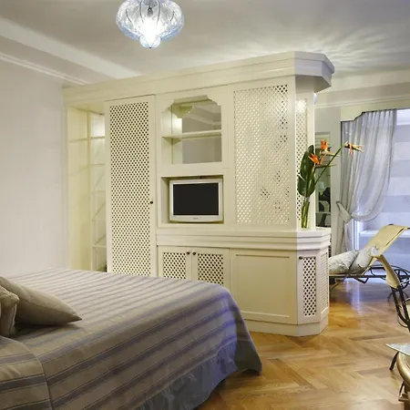 Grand Savoia Genova, Curio Collection By Hilton Hotel Genua