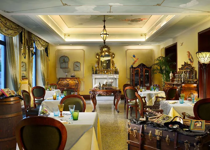 Hotel Grand Savoia Genova, Curio Collection By Hilton 5*