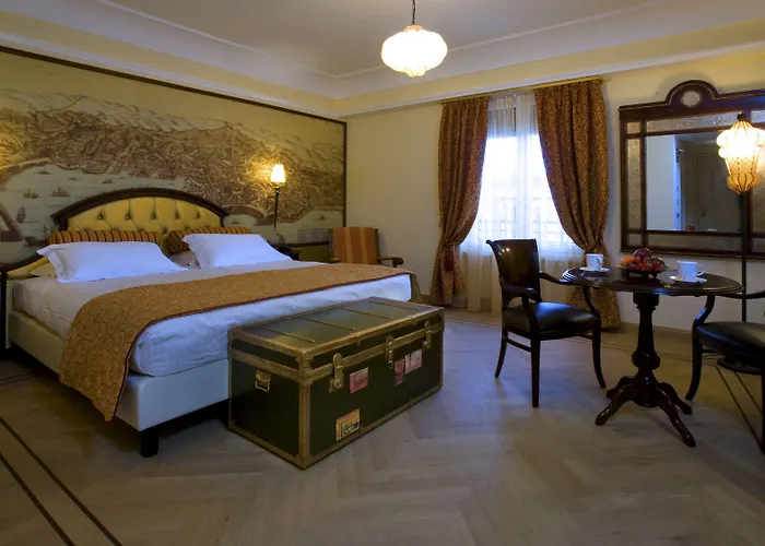 Grand Savoia Genova, Curio Collection By Hilton Hotel 5*
