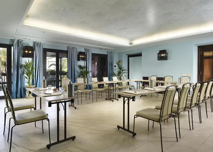 Hotel Grand Savoia Genova, Curio Collection By Hilton