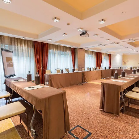 Hotell Grand Savoia Genova, Curio Collection By Hilton 5*