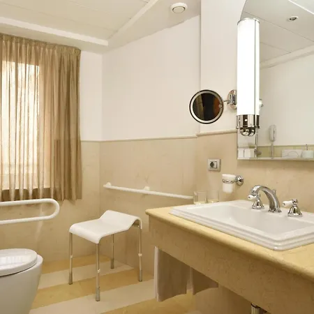 Grand Savoia Genova, Curio Collection By Hilton
