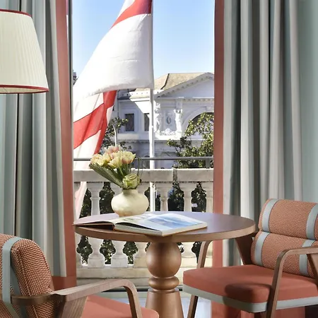 Hotell Grand Savoia Genova, Curio Collection By Hilton 5*