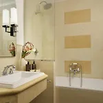 Hotel Grand Savoia Genova, Curio Collection By Hilton Genova
