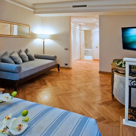 Grand Savoia Genova, Curio Collection By Hilton Генуя